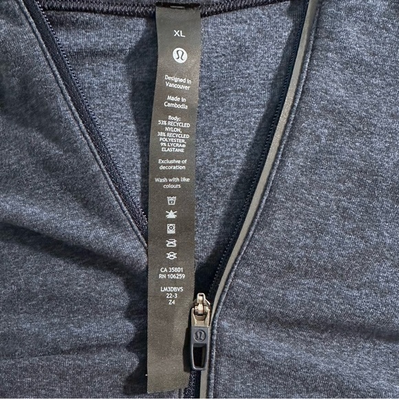 Lululemon Surge Warm 1/2 Zip Pullover Size XL Heathered True Navy / Black $118 - Picture 7 of 7